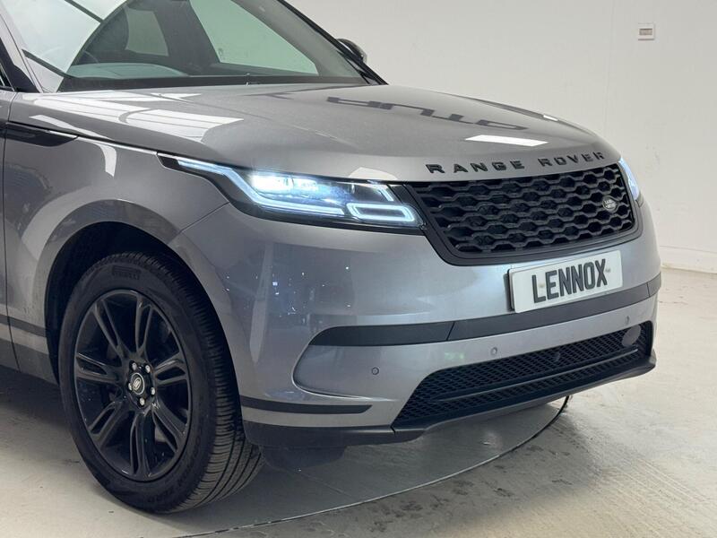 Land Rover Range Rover Velar view 5
