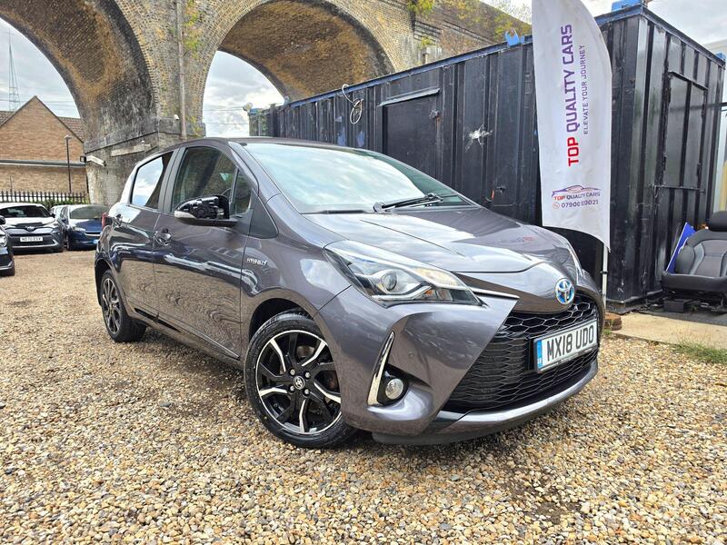 Toyota Yaris 1.5 VVT-h Design E-CVT Euro 6 (s/s) 5dr