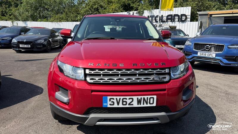 Land Rover Range Rover Evoque view 2
