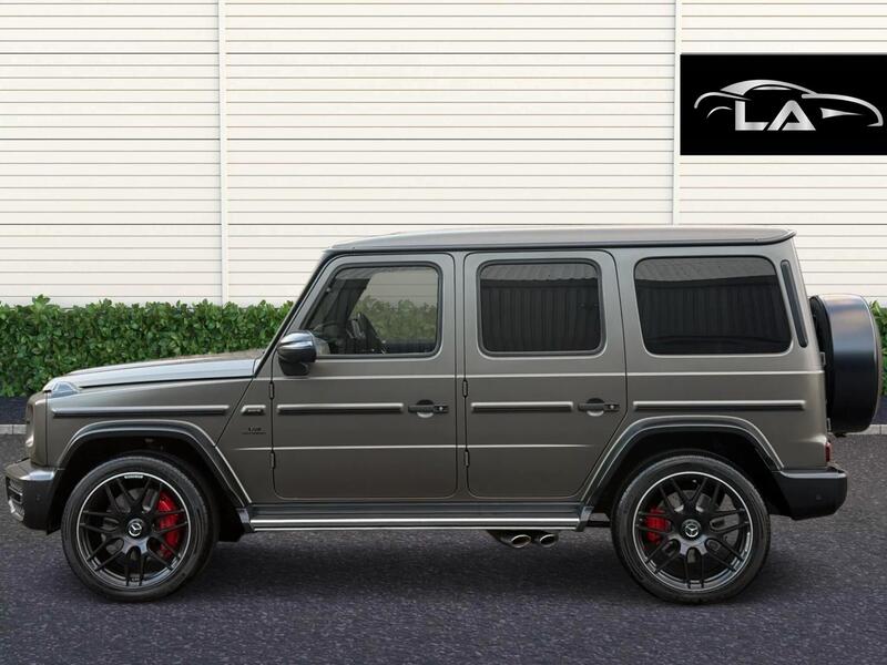 Mercedes-Benz G-Class view 3
