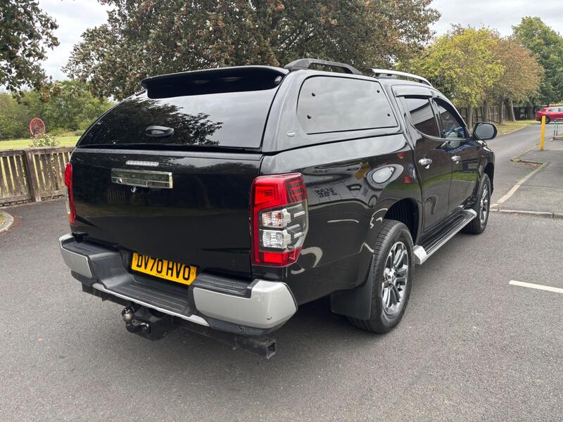 Mitsubishi L200 view 7