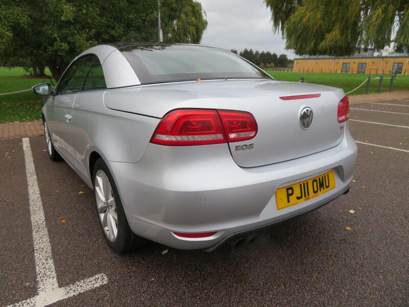 Volkswagen Eos view 23