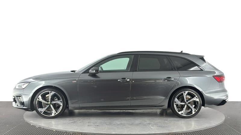 Audi A4 view 7