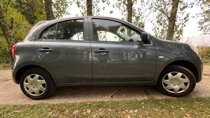 2012 Nissan Micra — photo 11