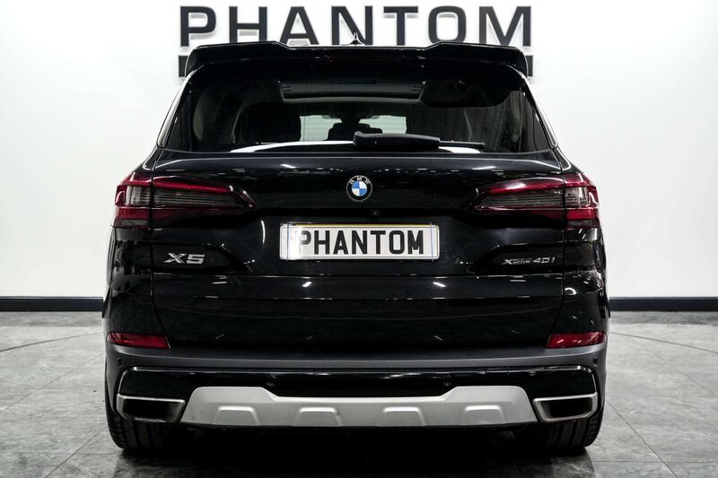 BMW X5 view 4