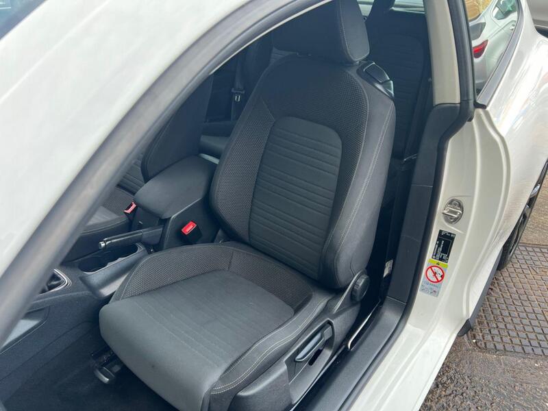 Volkswagen Scirocco view 16