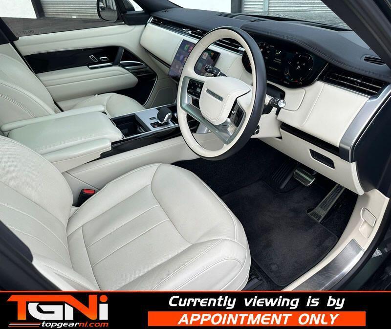 Land Rover Range Rover view 24
