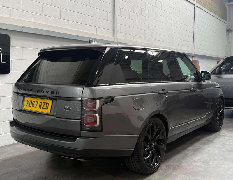 Land Rover Range Rover view 6