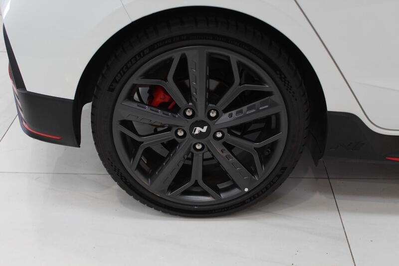 2023 Hyundai i20 in White — image 39 of 94