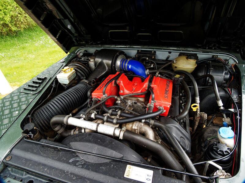 Land Rover Defender view 13