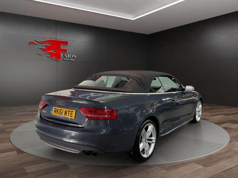 Audi Cabriolet view 7