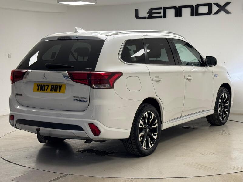 Mitsubishi Outlander view 7