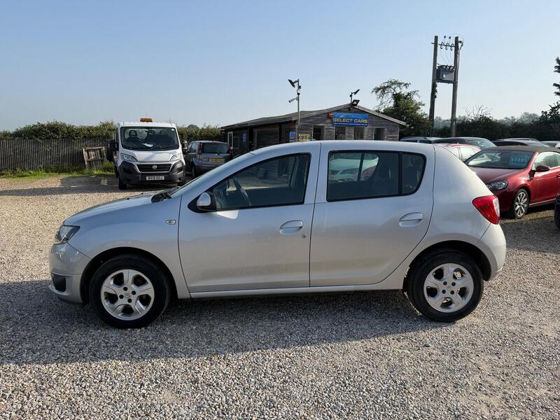 Dacia Sandero view 6