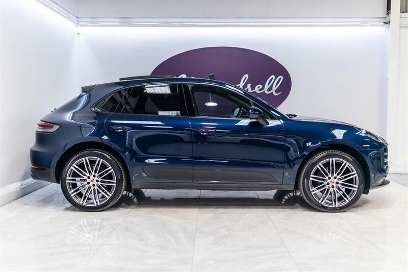 Porsche Macan view 2