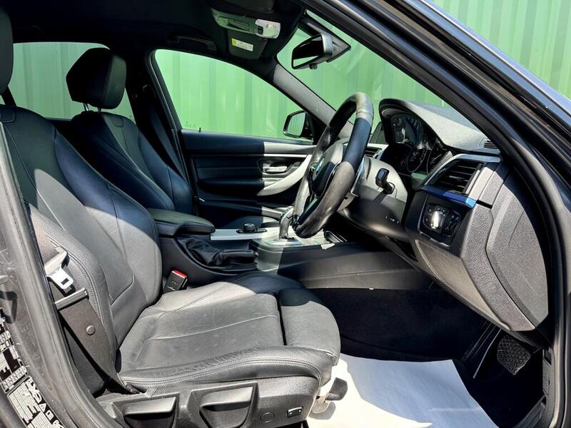 BMW 3 Series view 3