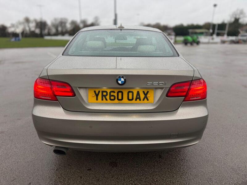 BMW 3 Series view 7