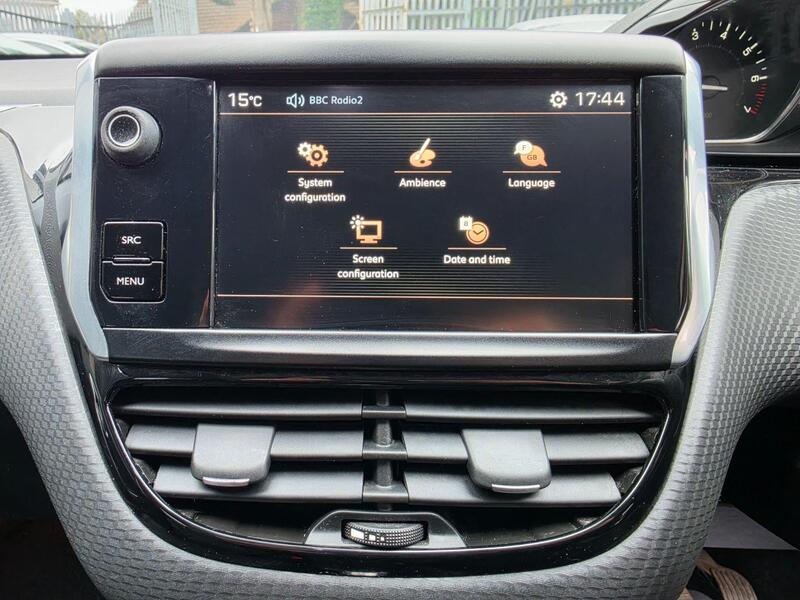 Peugeot 2008 1.2 PureTech GPF Allure Euro 6 (s/s) 5dr thumbnail 33