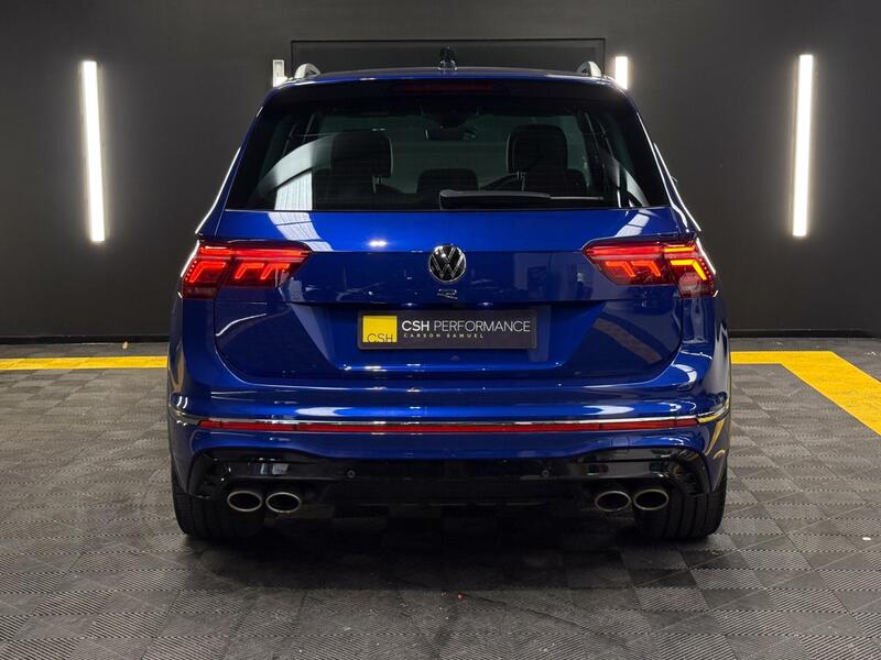 Volkswagen Tiguan view 4