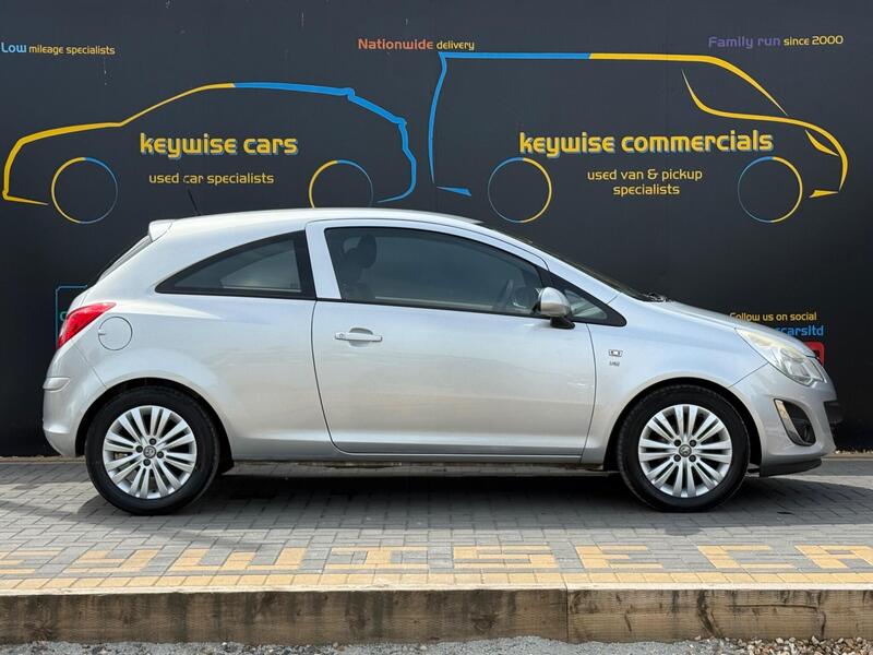 Vauxhall Corsa view 6