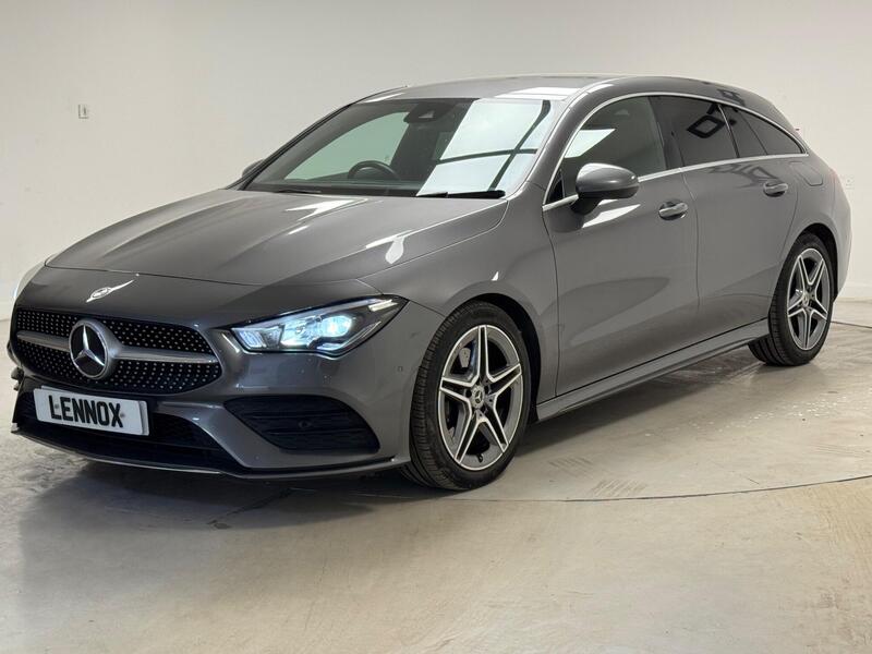 Mercedes-Benz Cla view 3