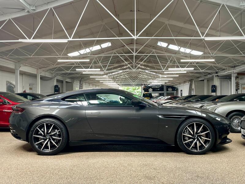 Aston Martin DB11 view 7