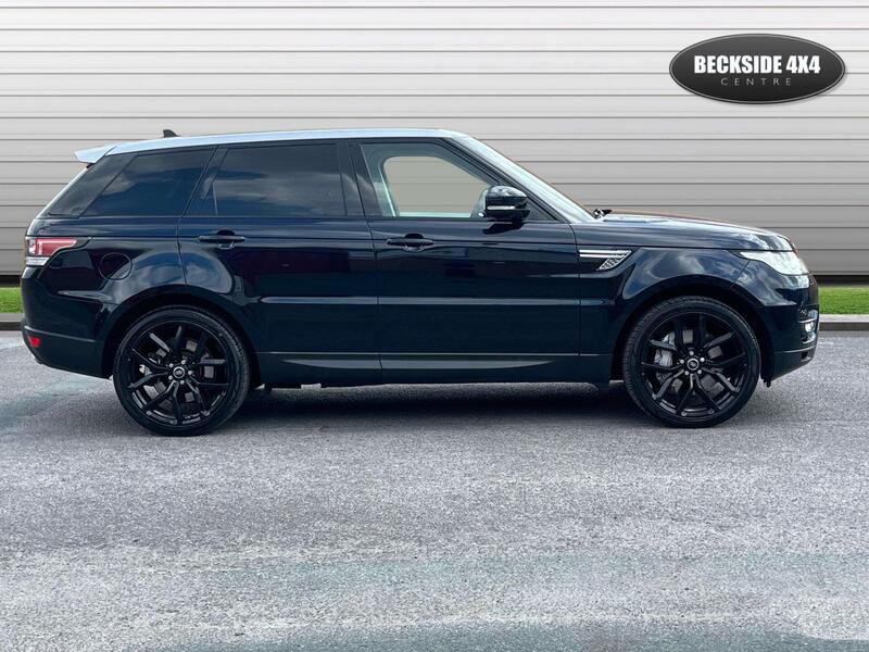 Land Rover Range Rover Sport view 2