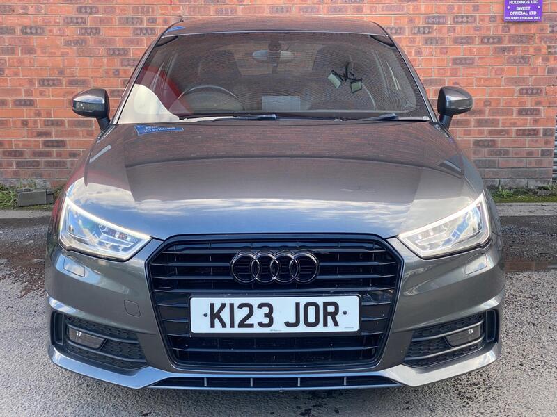 Audi A1 view 3