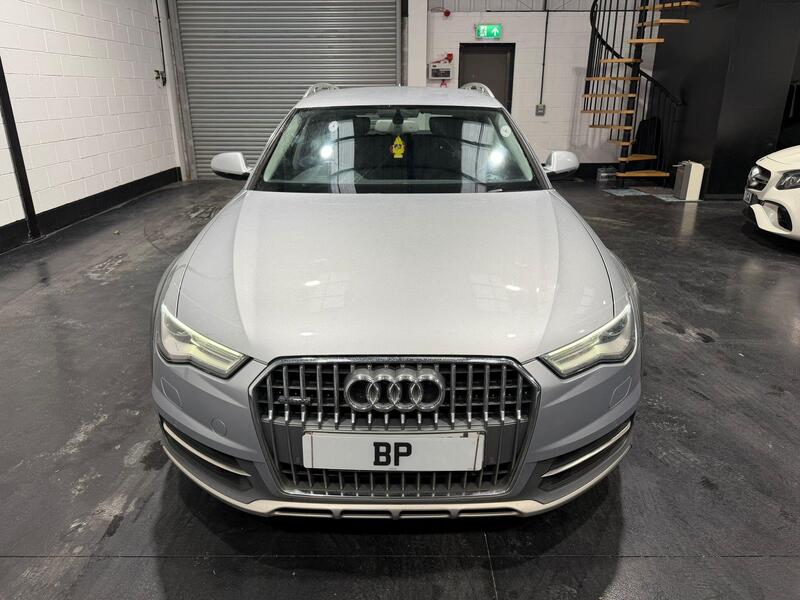 Audi A6 Allroad view 2