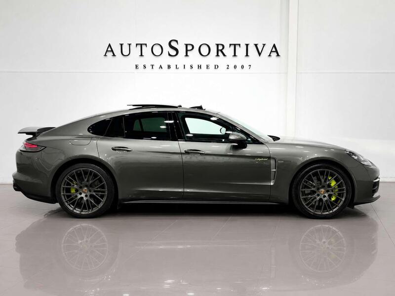 Porsche Panamera view 3