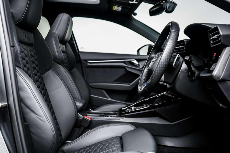 Audi RS3 view 6