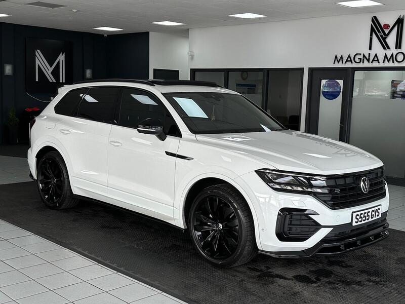 2022 Volkswagen Touareg in White for sale