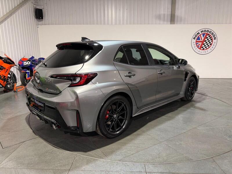 Toyota Corolla view 3