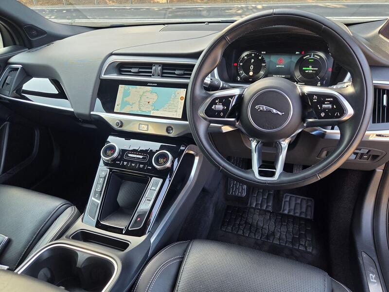 Jaguar I-Pace view 3
