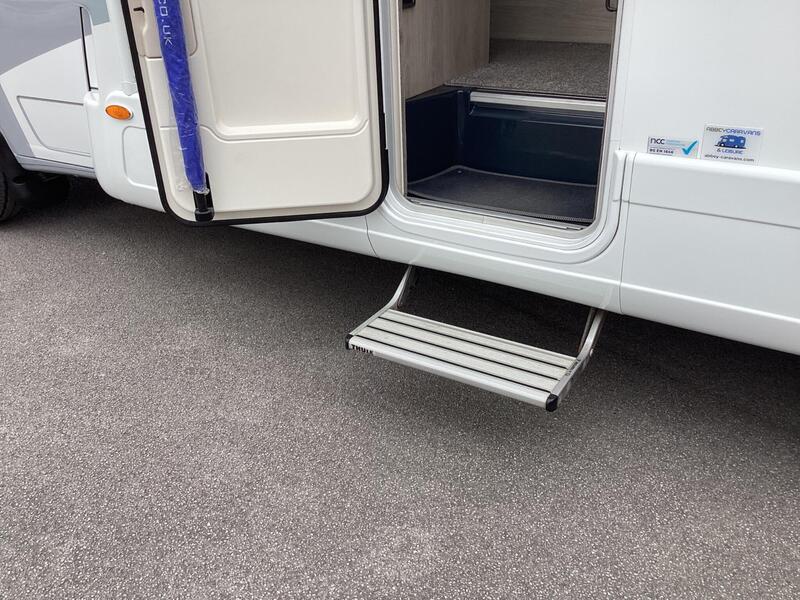Auto-Trail Expedition C71 — image 7