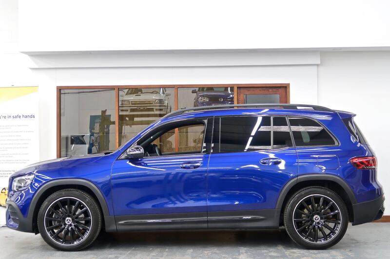Mercedes-Benz GLB view 4