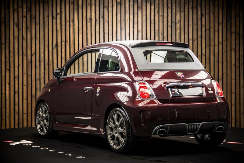 Abarth 695c view 3