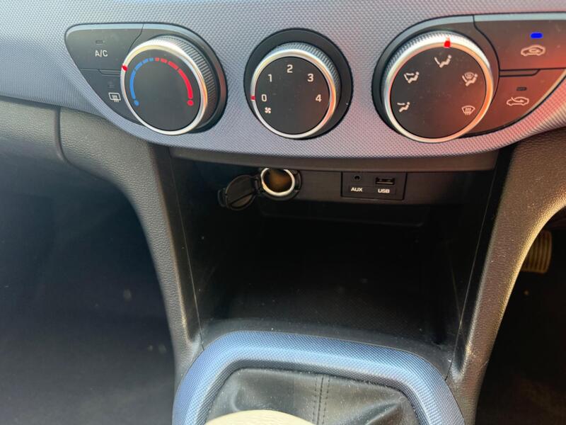 2014 Hyundai i10 — photo 21