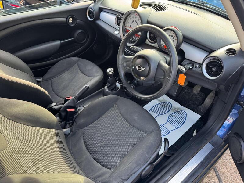 Mini Cooper view 2