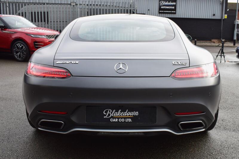 Mercedes-Benz AMG GT view 5