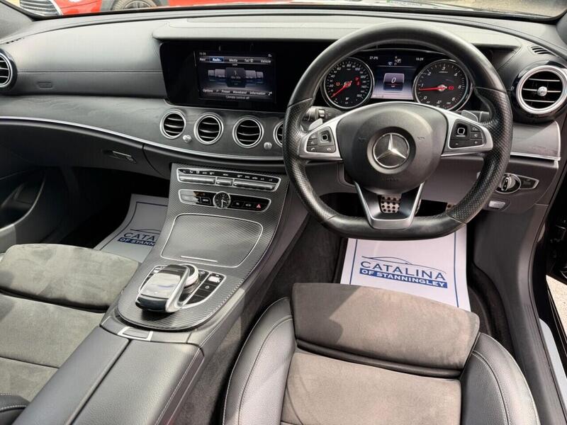 Mercedes-Benz E-Class view 4