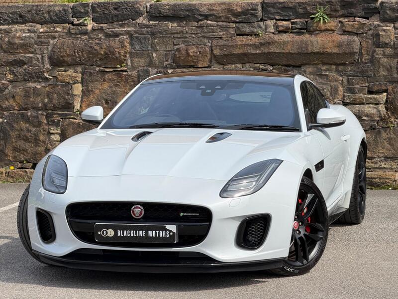Jaguar F-Type view 3