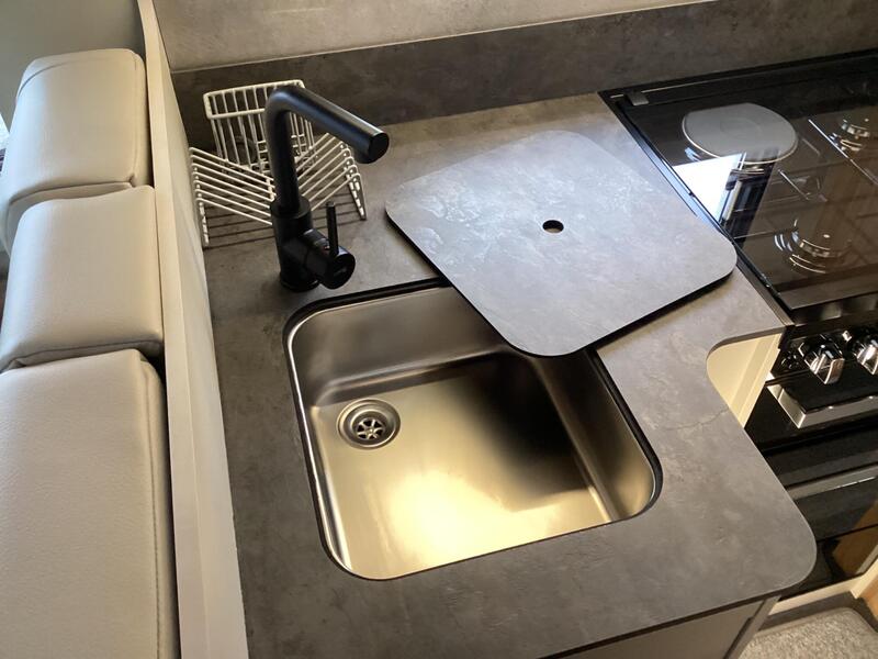 Auto-Trail Imala 730 — image 40