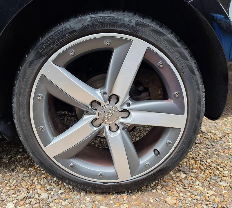 Audi A1 1.4 TFSI Sport Sportback Euro 5 (s/s) 5dr thumbnail 17