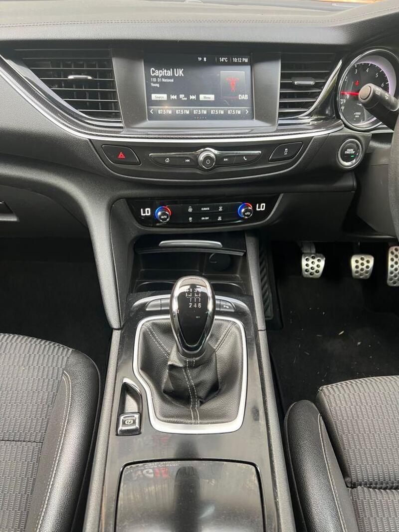Vauxhall Insignia view 22