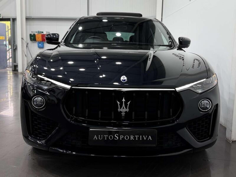 Maserati Levante view 6