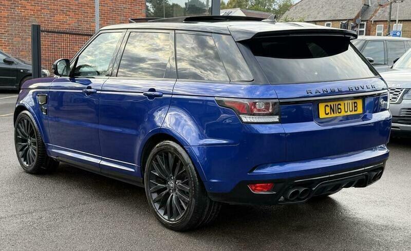 Land Rover Range Rover Sport view 4
