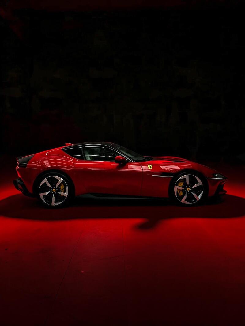 Ferrari 12cilindri view 3