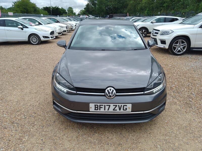Volkswagen Golf view 2