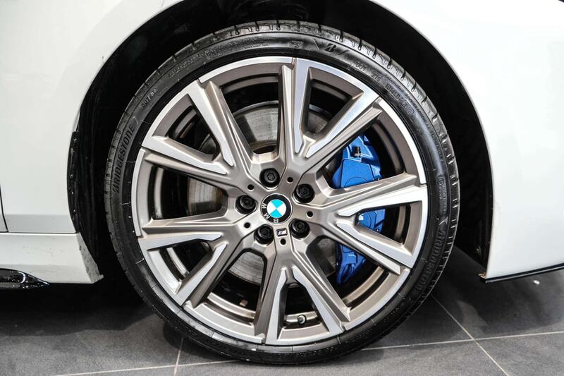 BMW 1 Series view 7