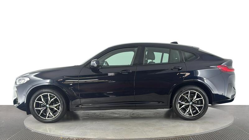 BMW X4 view 7